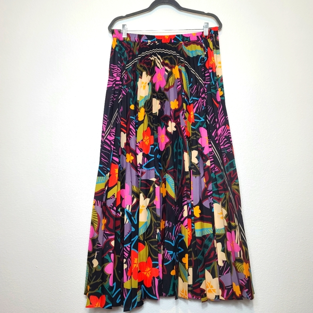 Johnny Was Wild Isabelle Floral Tropical Pleated Maxi Skirt Size Large - Picture 4 of 10